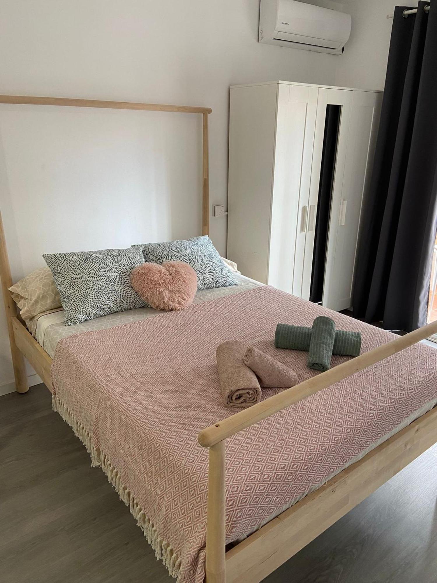 Joan Miro Apartment Torremolinos Ngoại thất bức ảnh